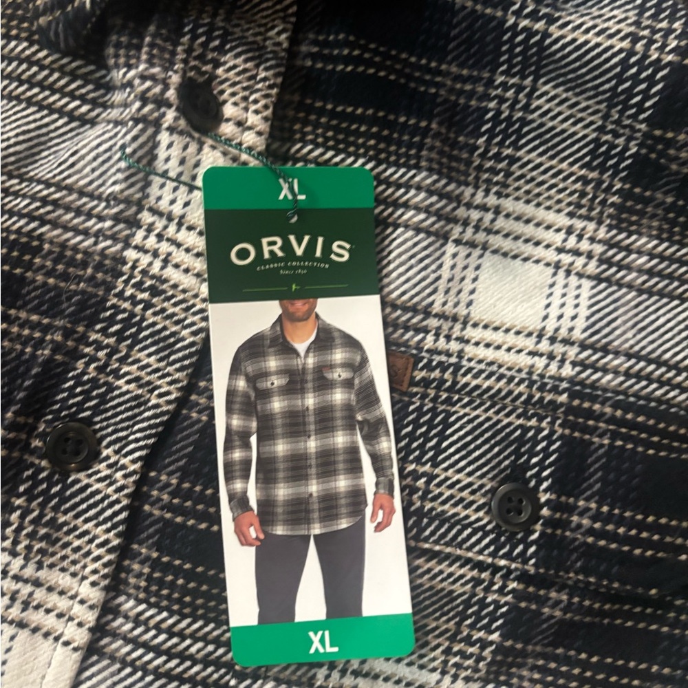 Orvis Black and White Checkered Men's Shirt - Picture 2 of 6
